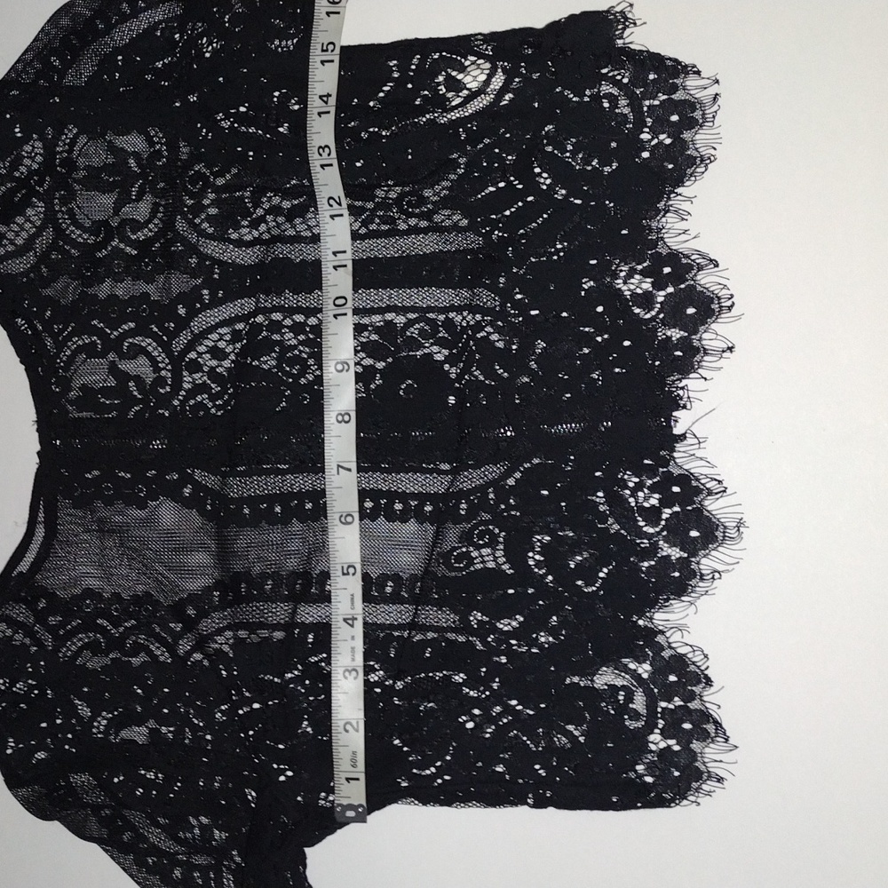 Lace crop top size S - Picture 5 of 5